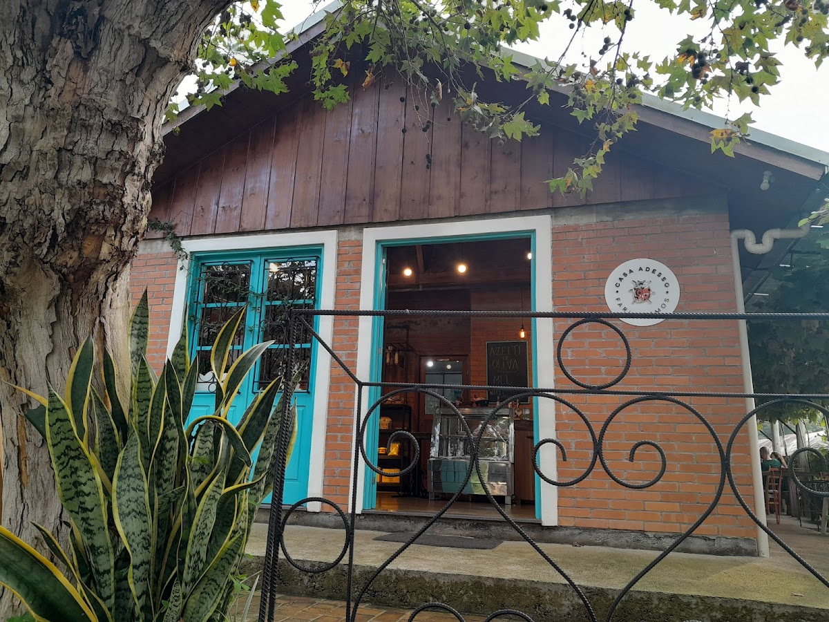 Casa Adesso Café